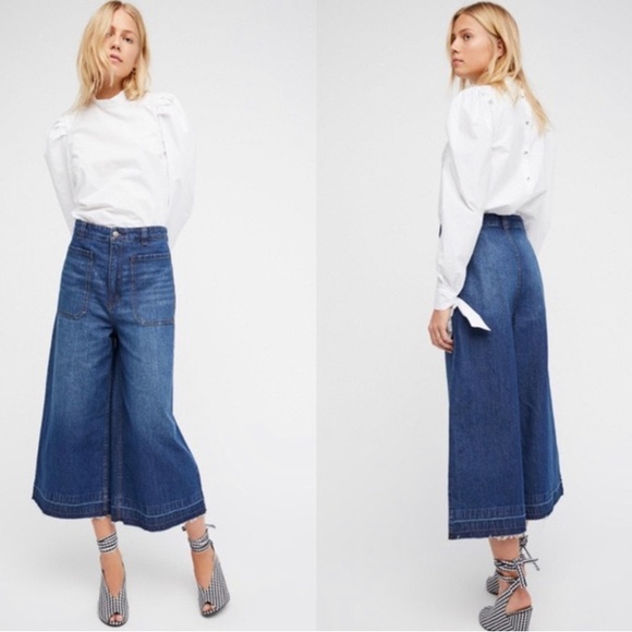 Free People | We The Free Dusk to Dawn Crop Flare Jeans. Size 30. - Picture 2 of 10